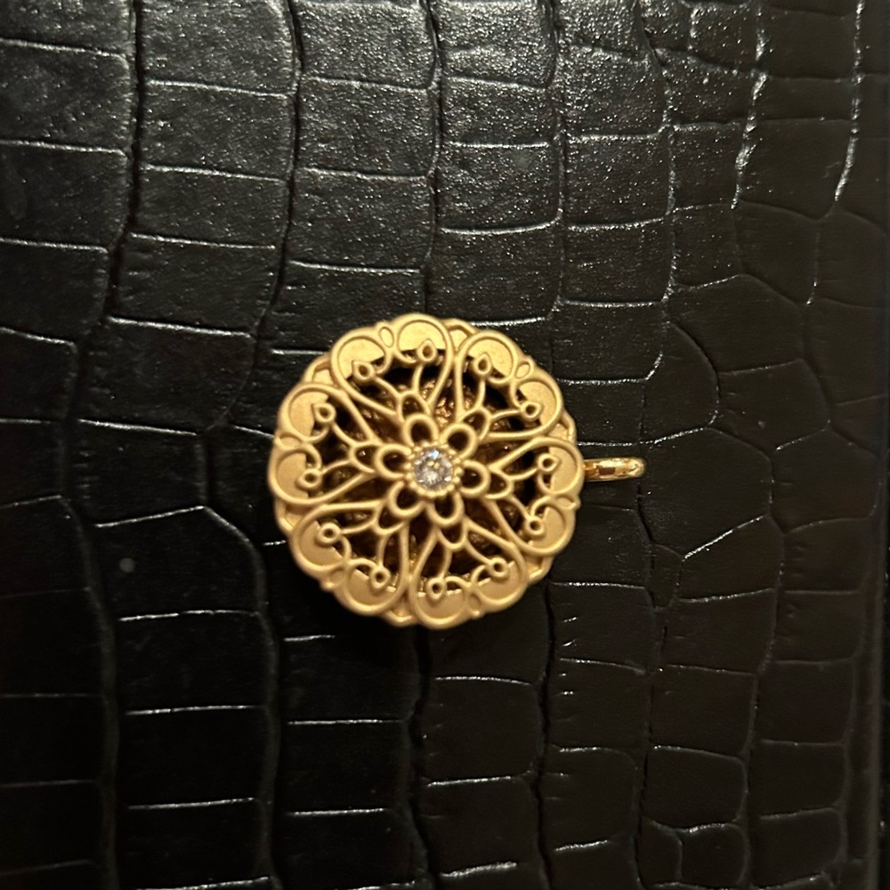 Elegant Gold Filigree Pendant w/perfume disc.